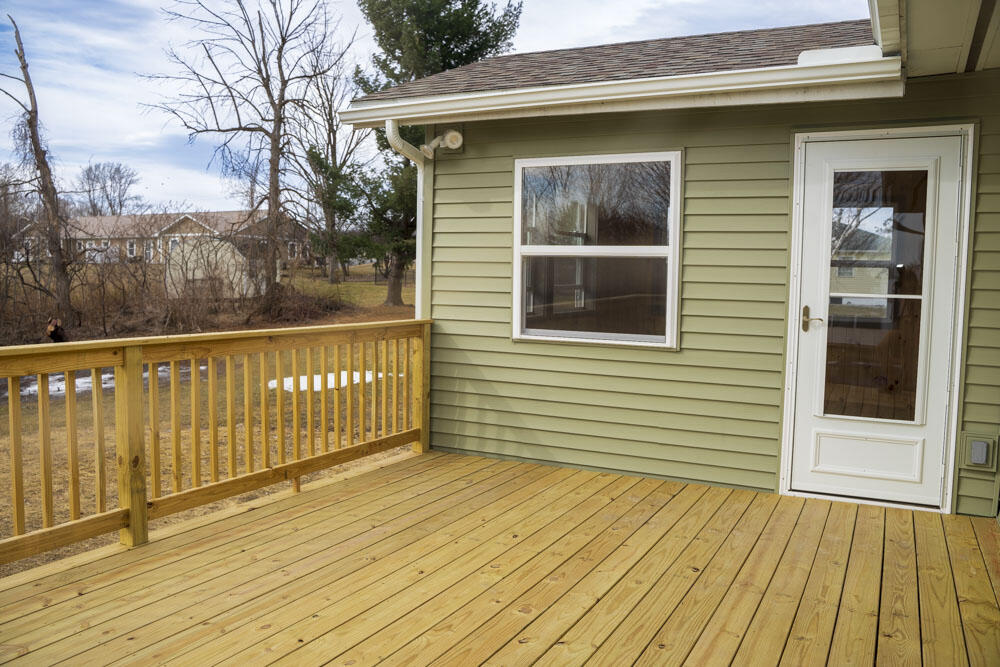 12 Roxie Lane Ln, Morrisonville, New York image 25