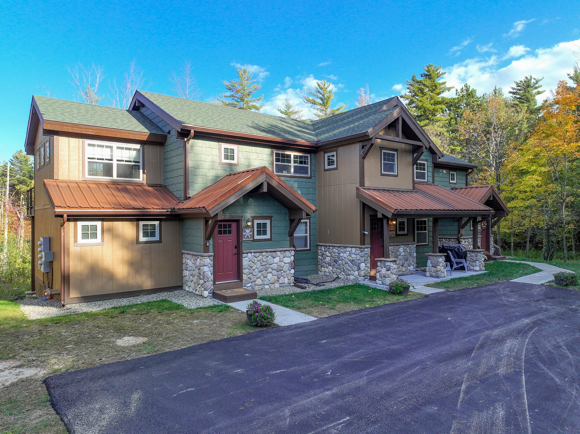 28 Bowman Lane 4