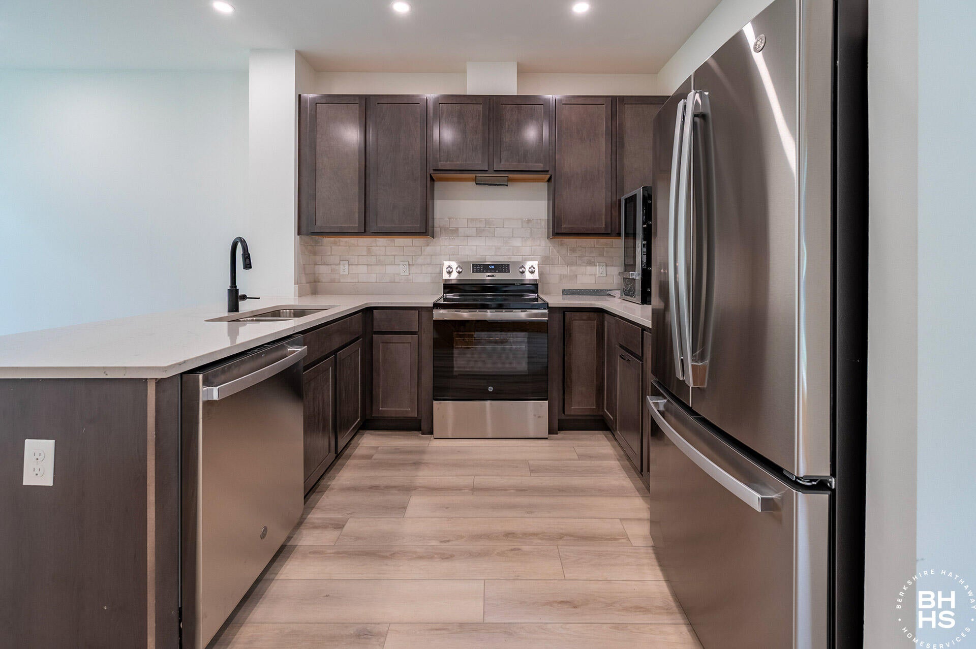 28 Bowman Lane 4