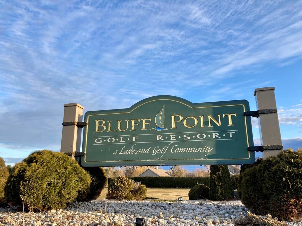 01 Bluff Point Drive, Plattsburgh, New York image 4