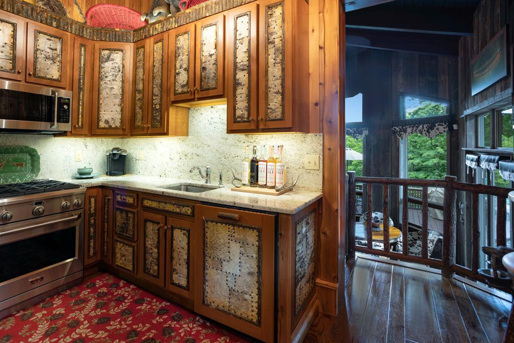 Lake Placid, New York 12946, United States, 9 Bedrooms Bedrooms, ,9 BathroomsBathrooms,Residential,Active,125895