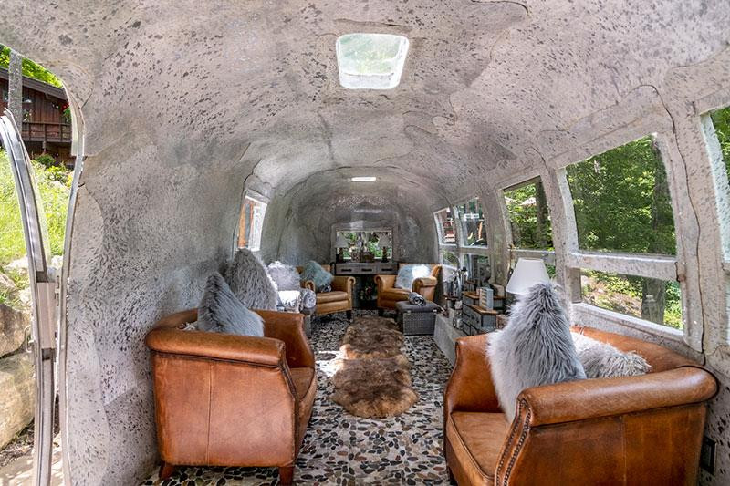 Lake Placid, New York 12946, United States, 9 Bedrooms Bedrooms, ,9 BathroomsBathrooms,Residential,Active,125895