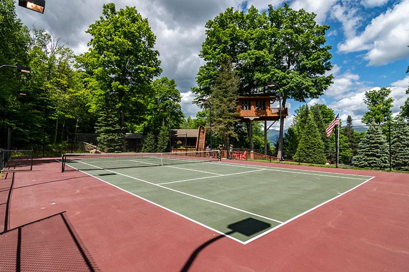 Lake Placid, New York 12946, United States, 9 Bedrooms Bedrooms, ,9 BathroomsBathrooms,Residential,Active,125895