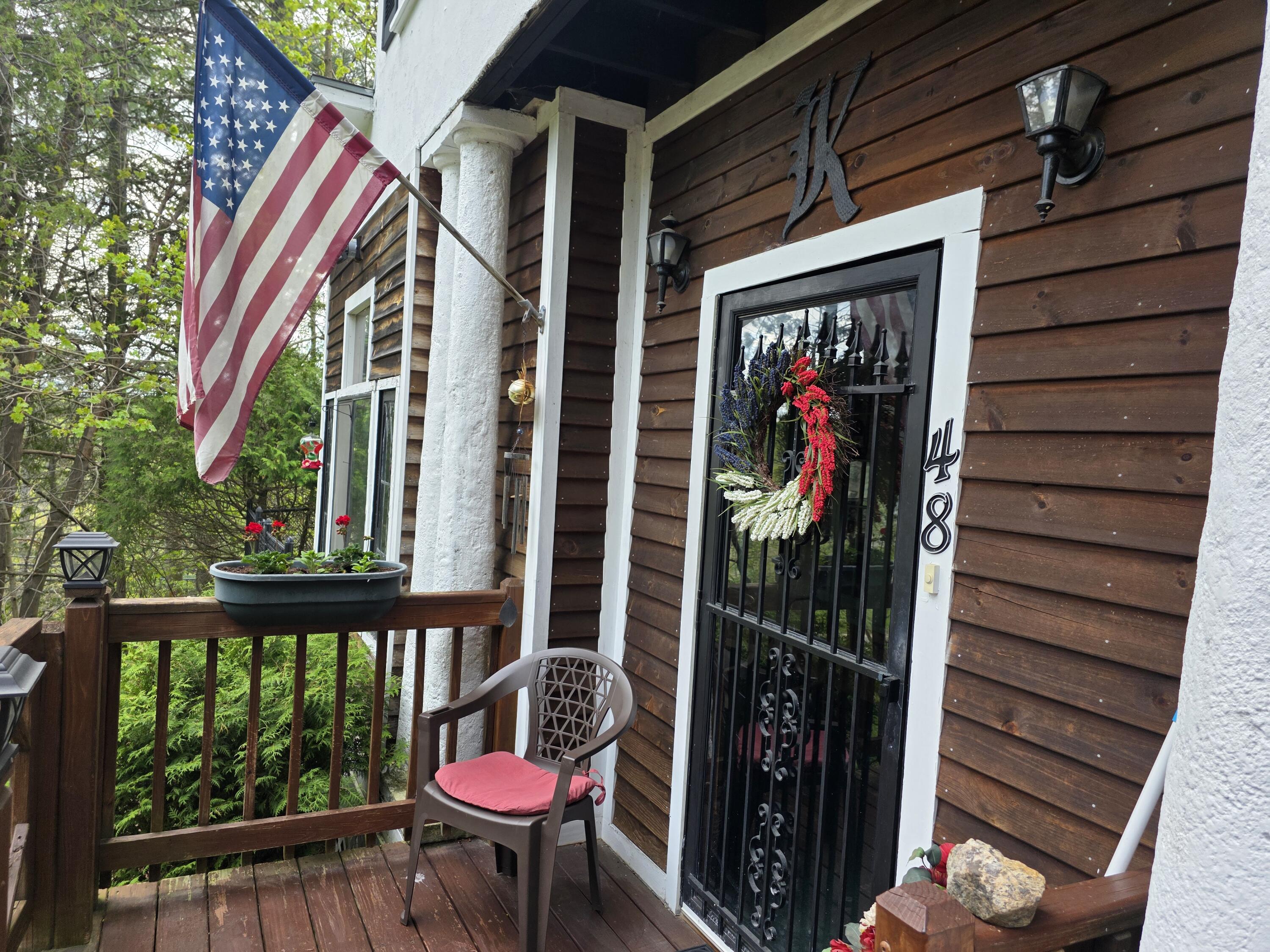 48 Old Lake Colby
