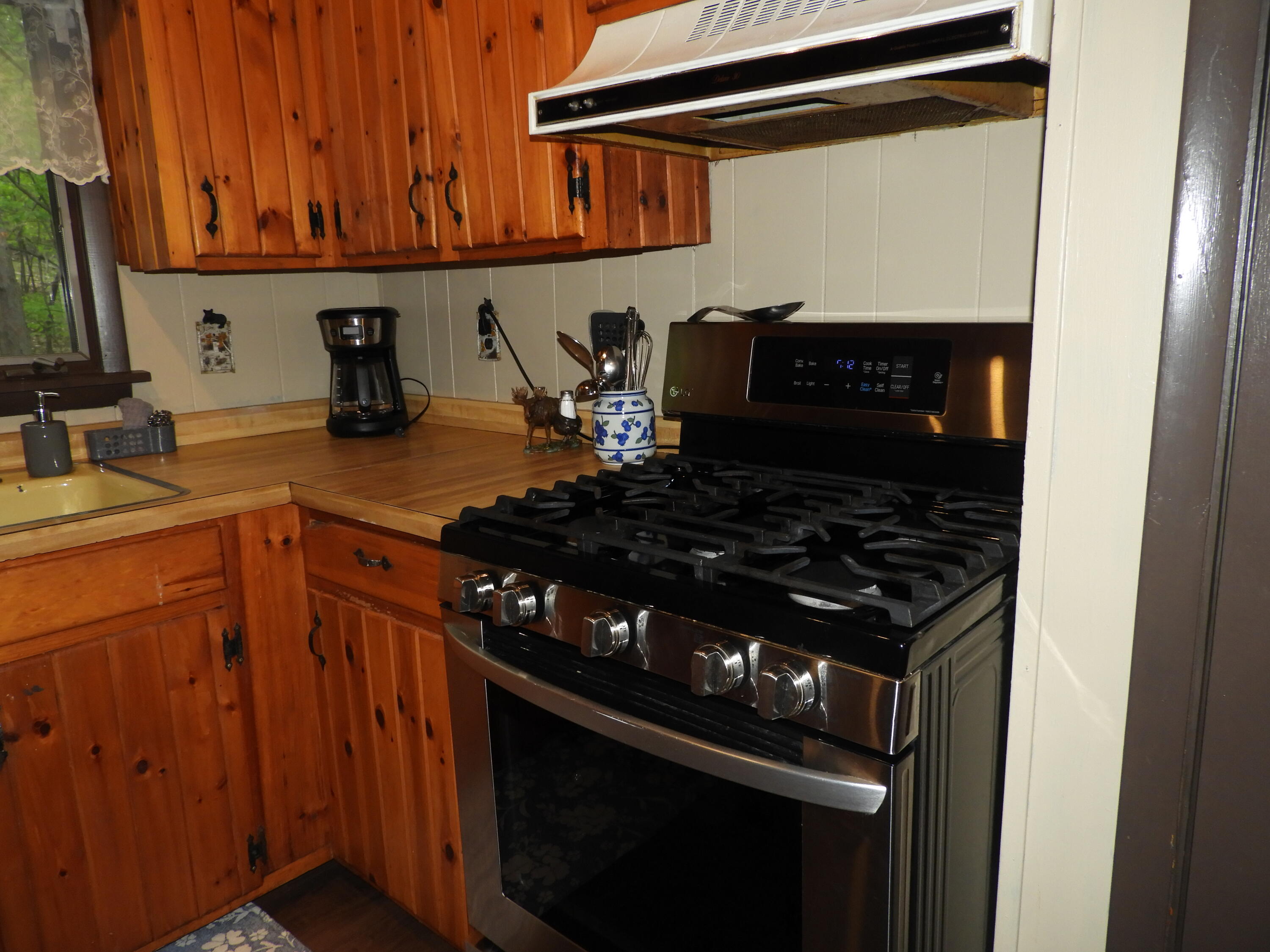 2 Rockledge Lane, Jay, New York image 5