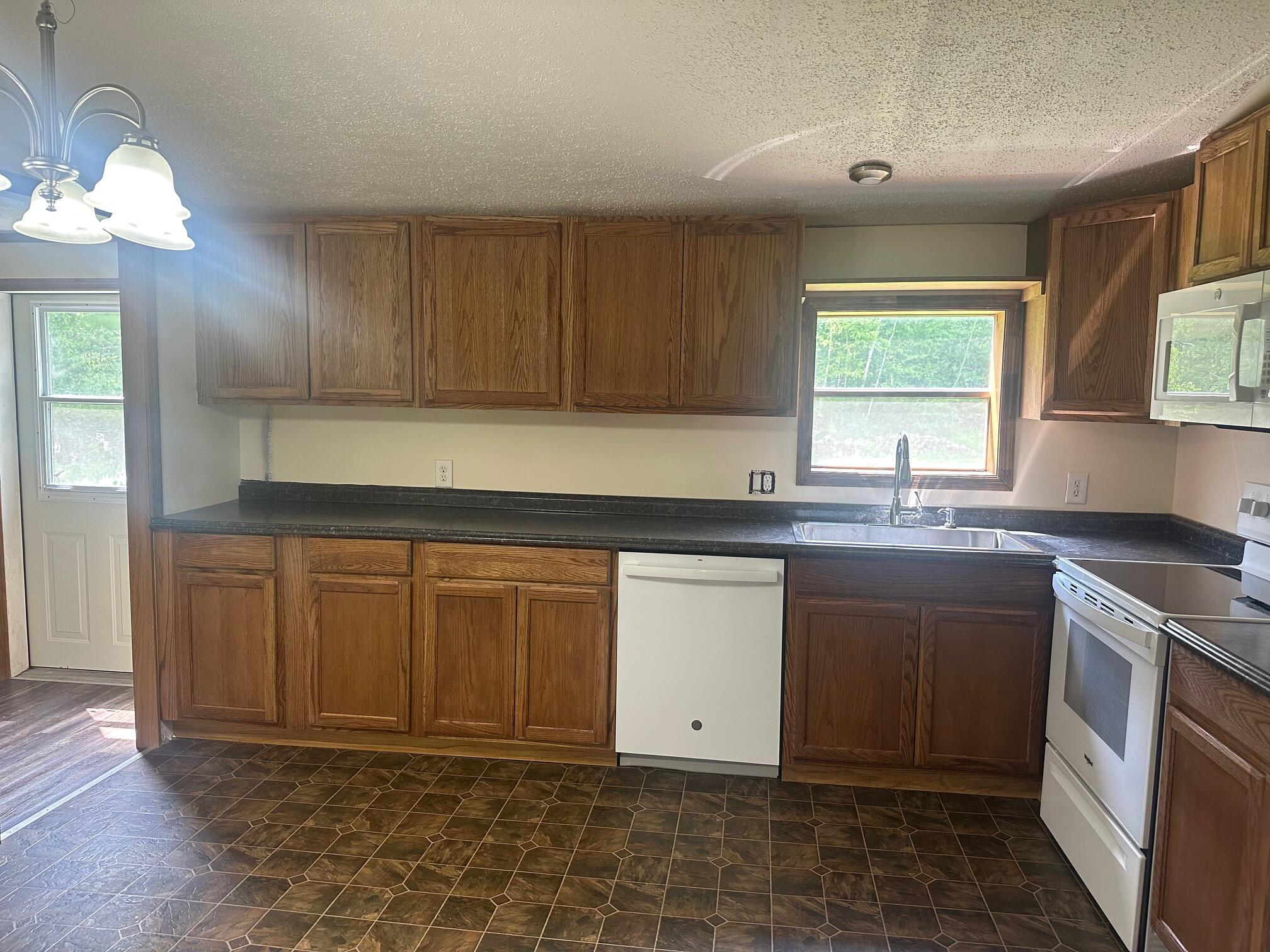 295 Bear Swamp Rd Road