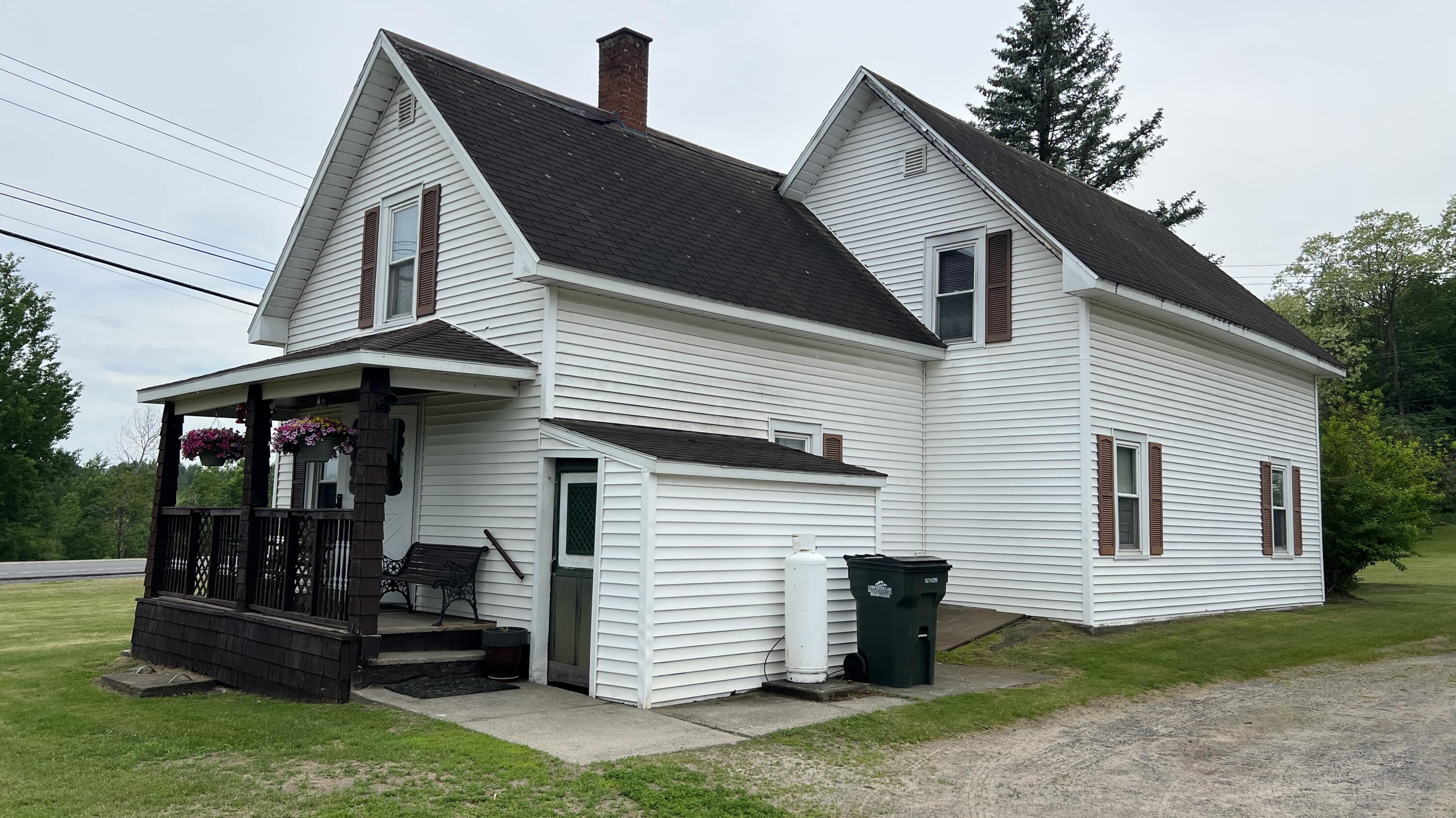 4 Trudeau Road