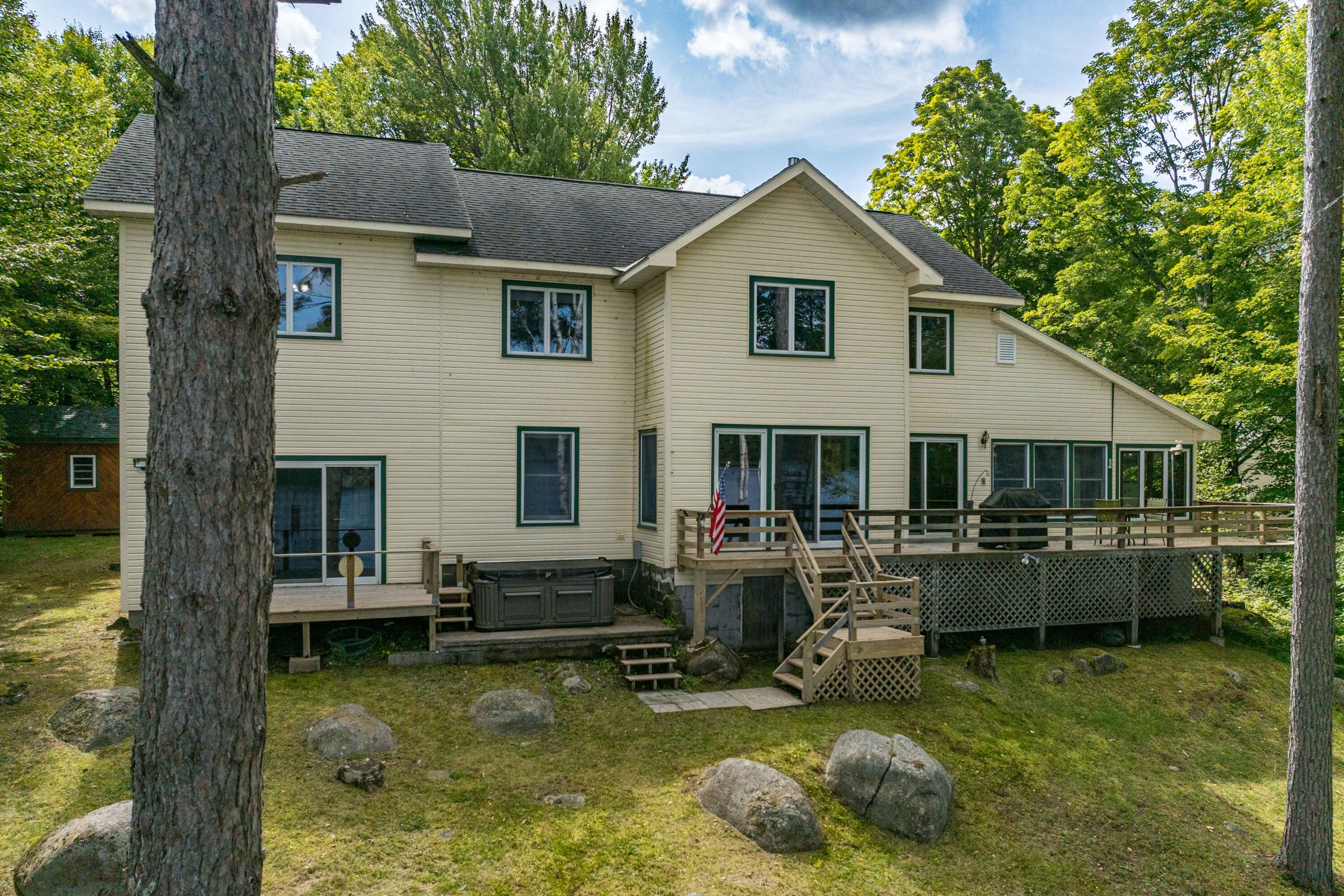 885 Deerland Road, Long Lake, New York image 1