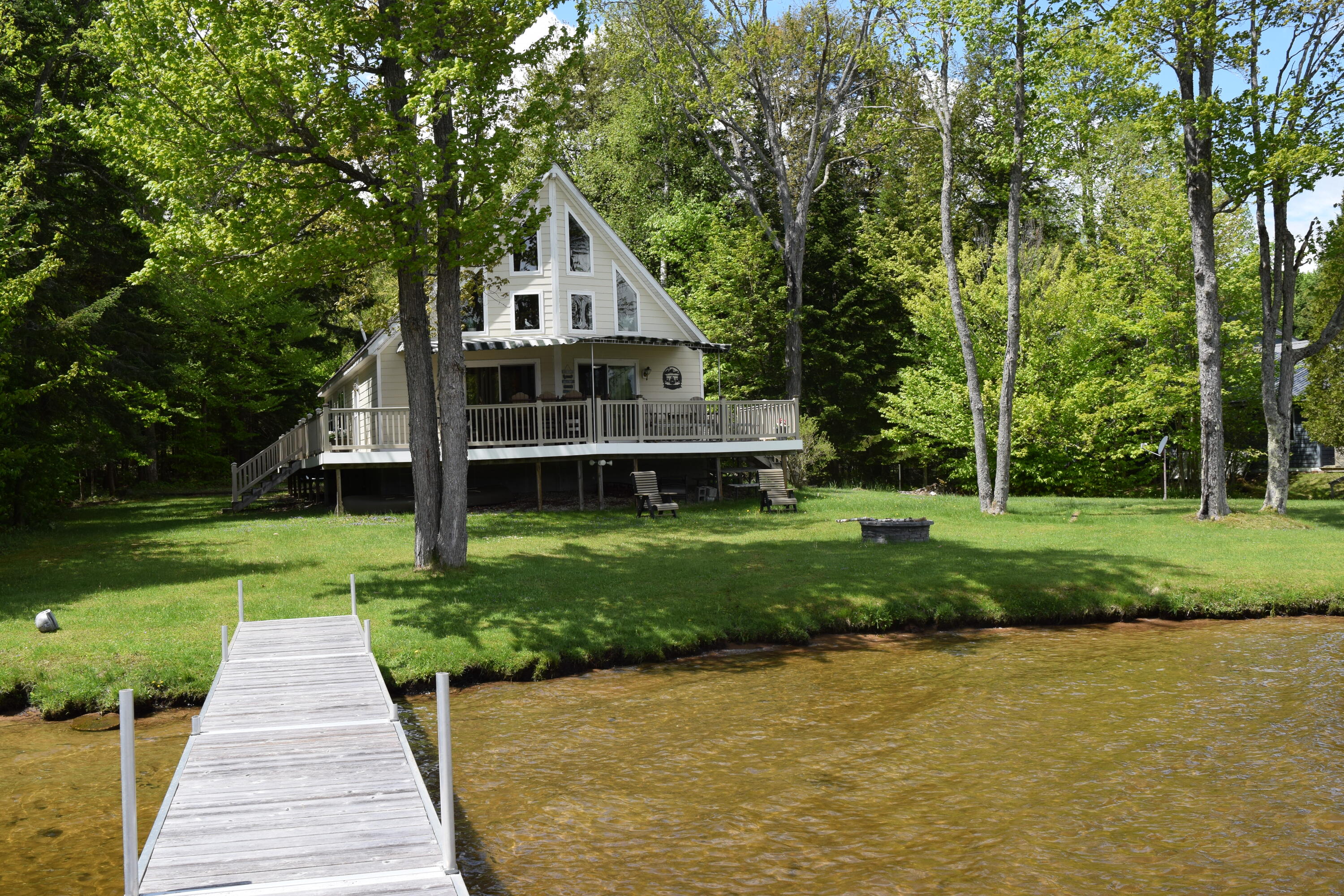 148 Lake Road