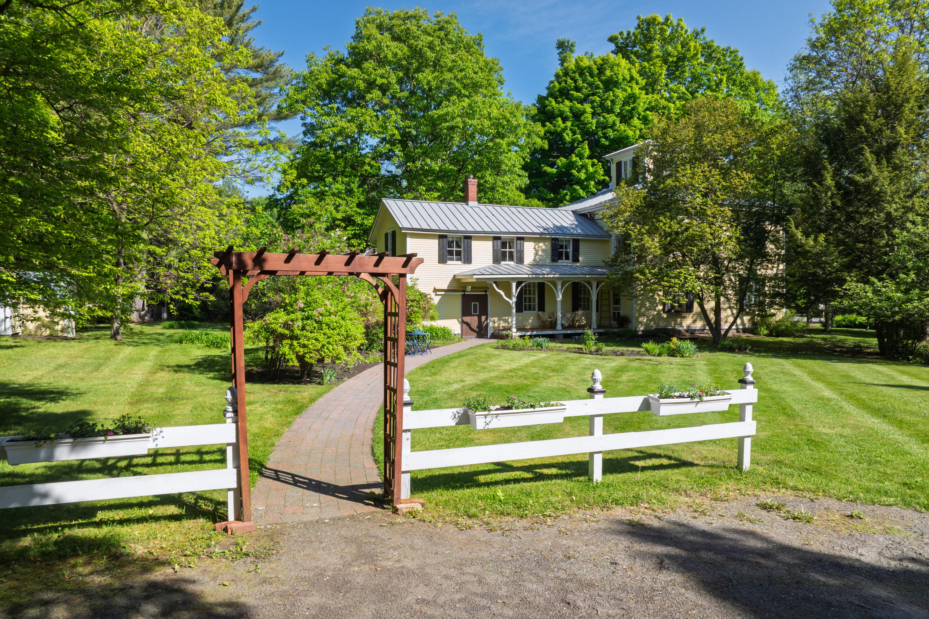 8219 River Street, Elizabethtown, New York image 2