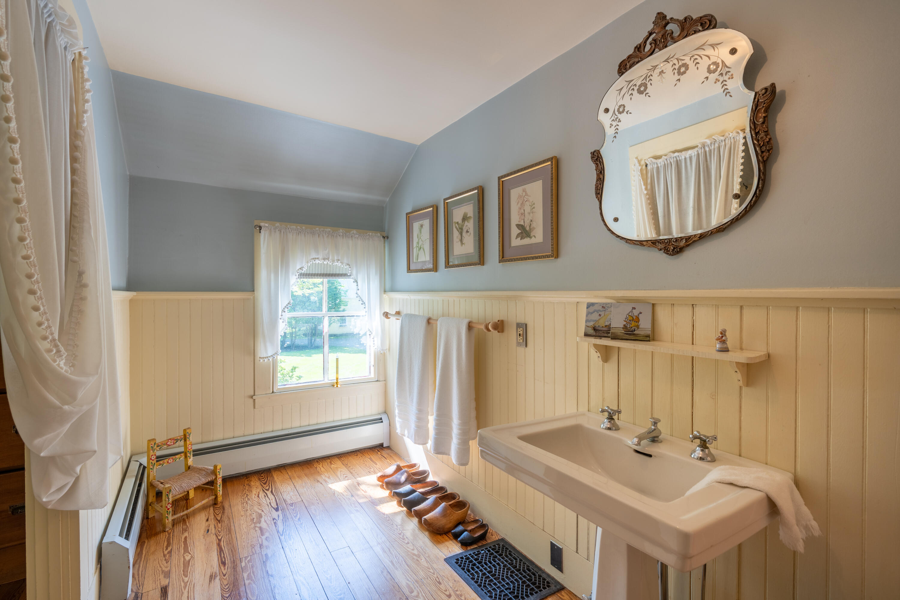 8219 River Street, Elizabethtown, New York image 42