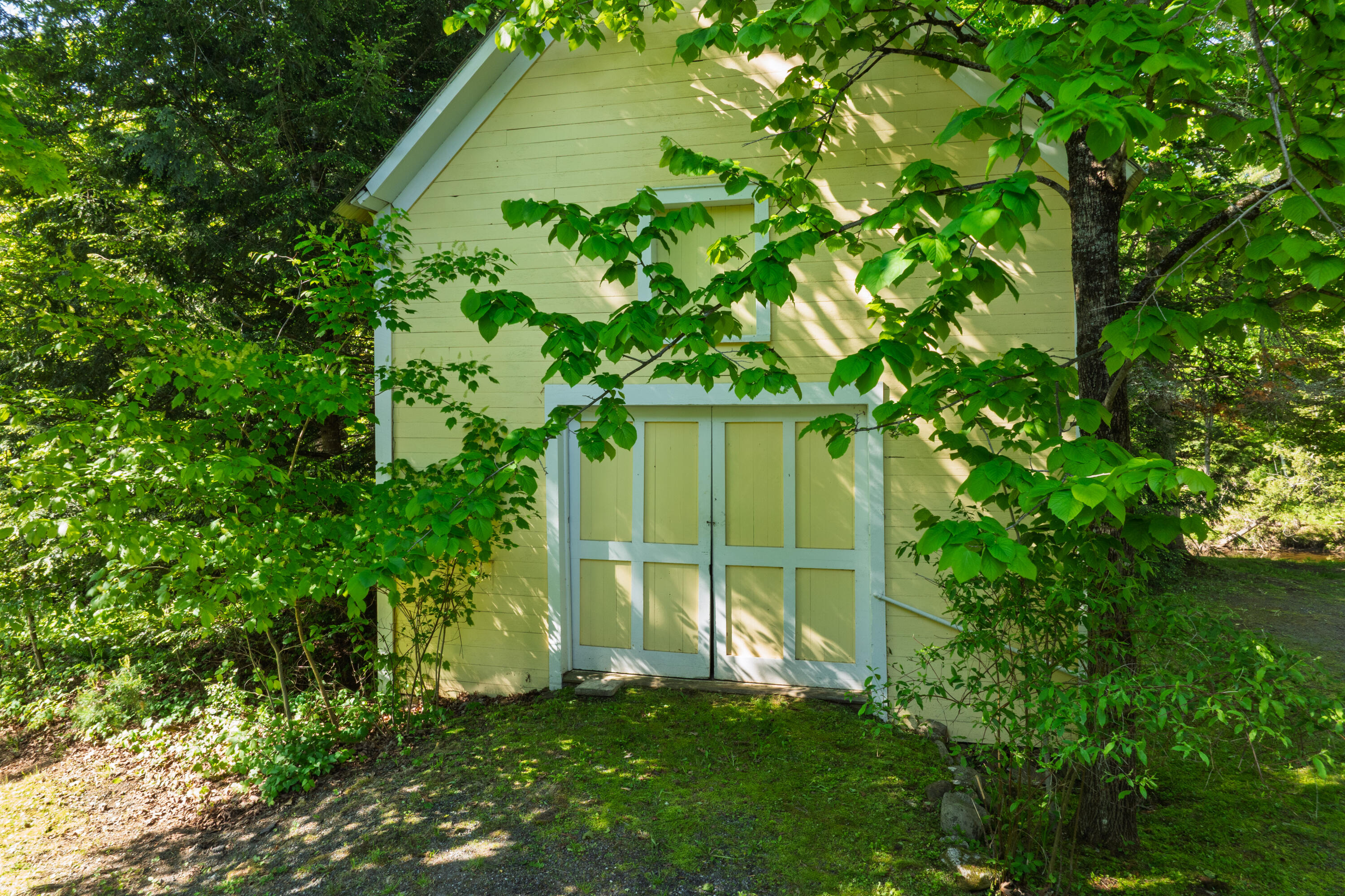 8219 River Street, Elizabethtown, New York image 10