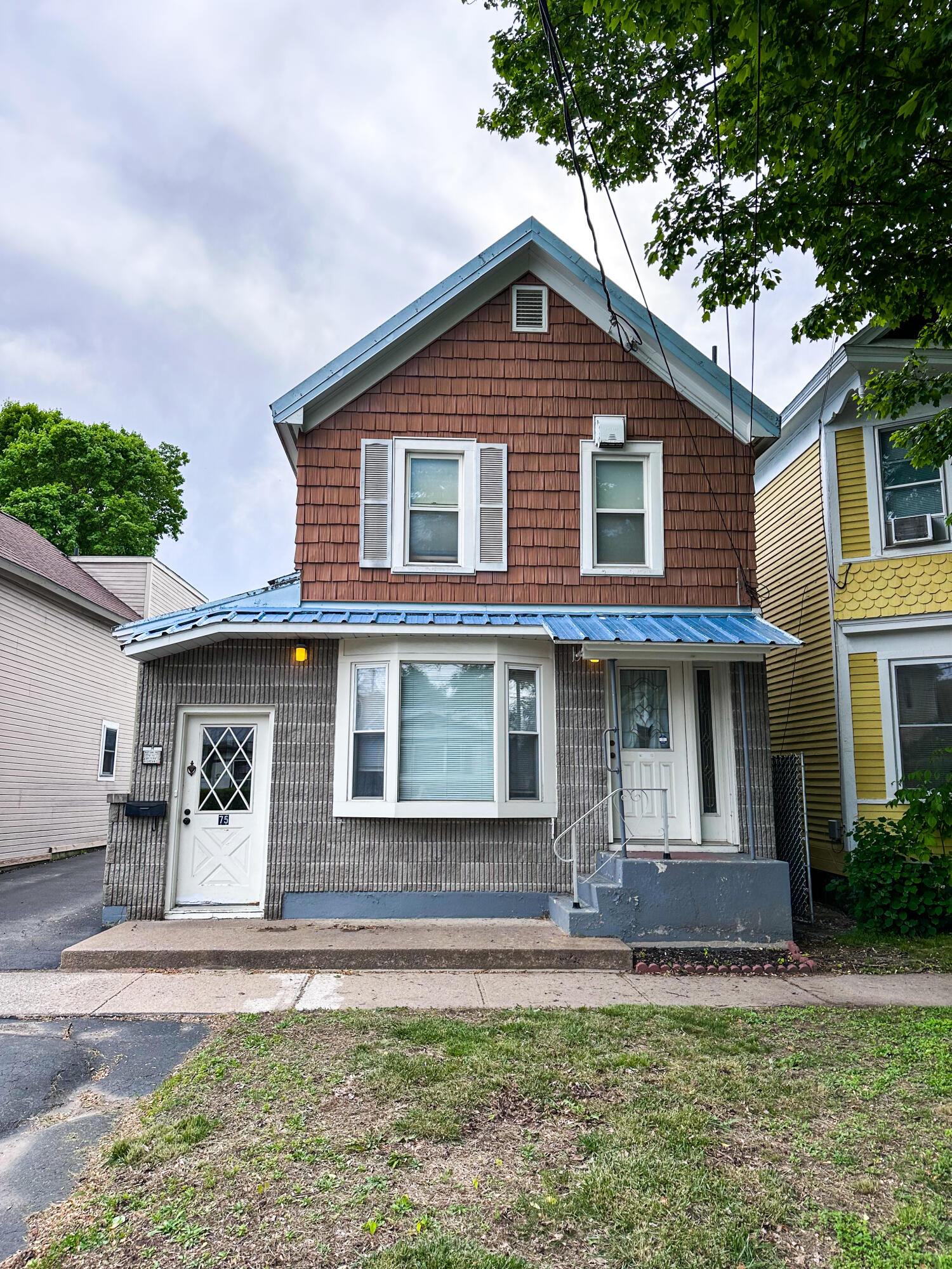 75 Champlain Street, Plattsburgh, New York image 1