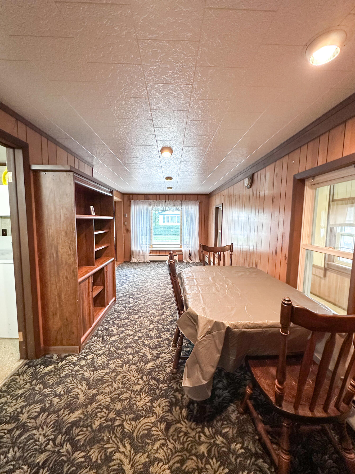 75 Champlain Street, Plattsburgh, New York image 5