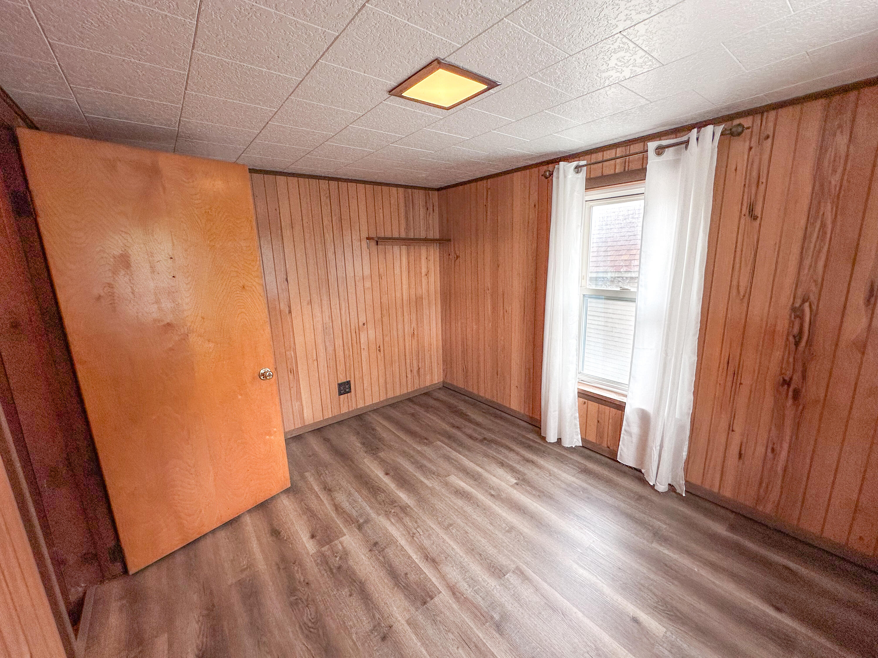 75 Champlain Street, Plattsburgh, New York image 16