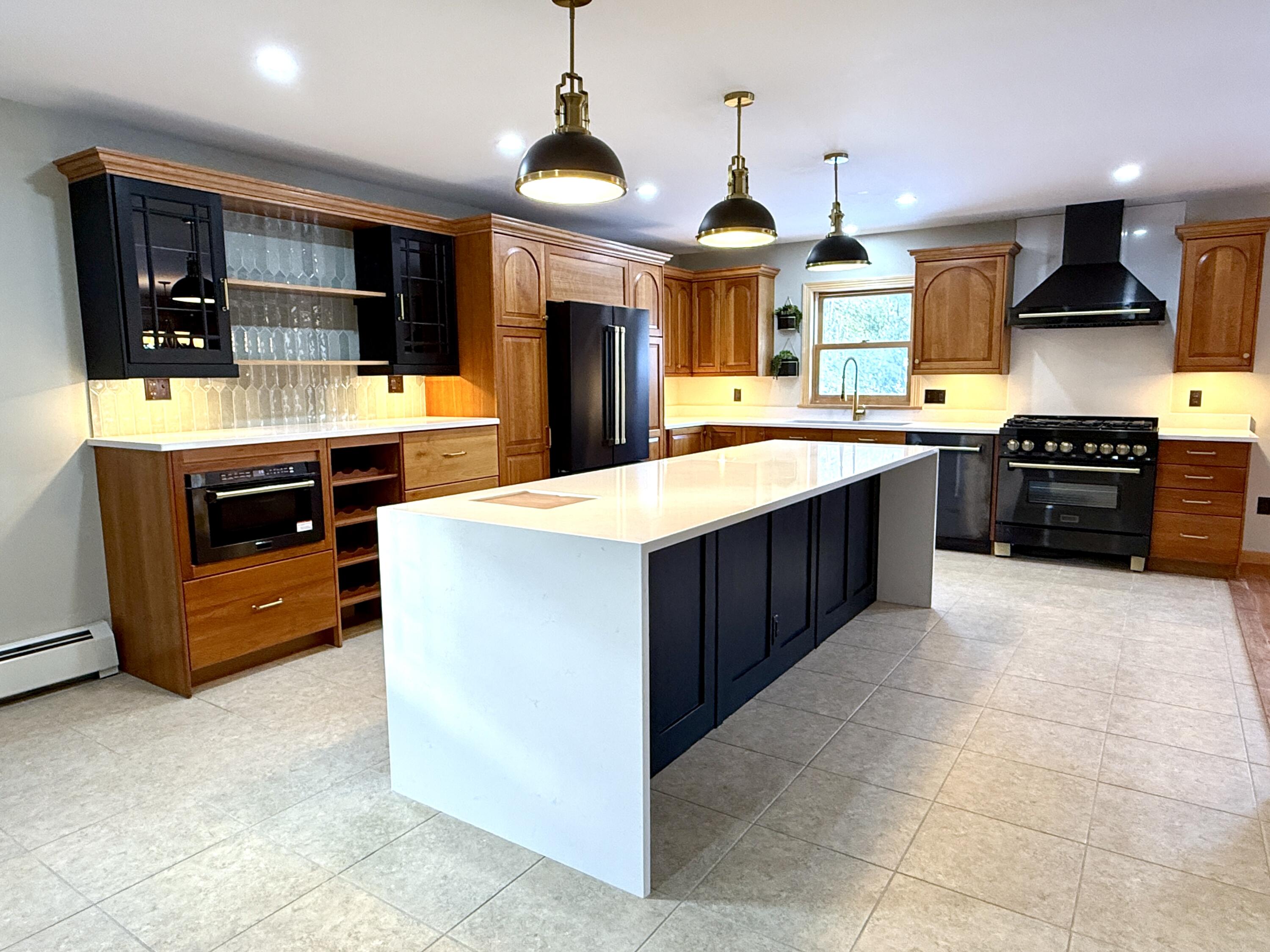 17 Woodland Hills Drive