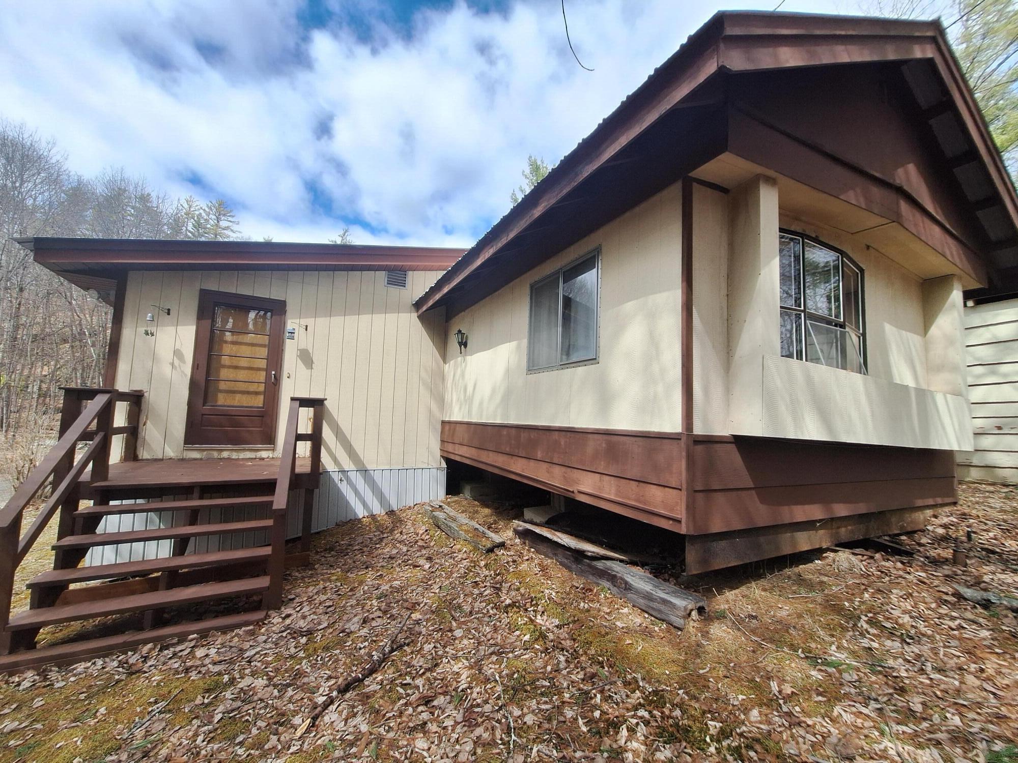 34 Harris Point Way, Ticonderoga, New York image 1