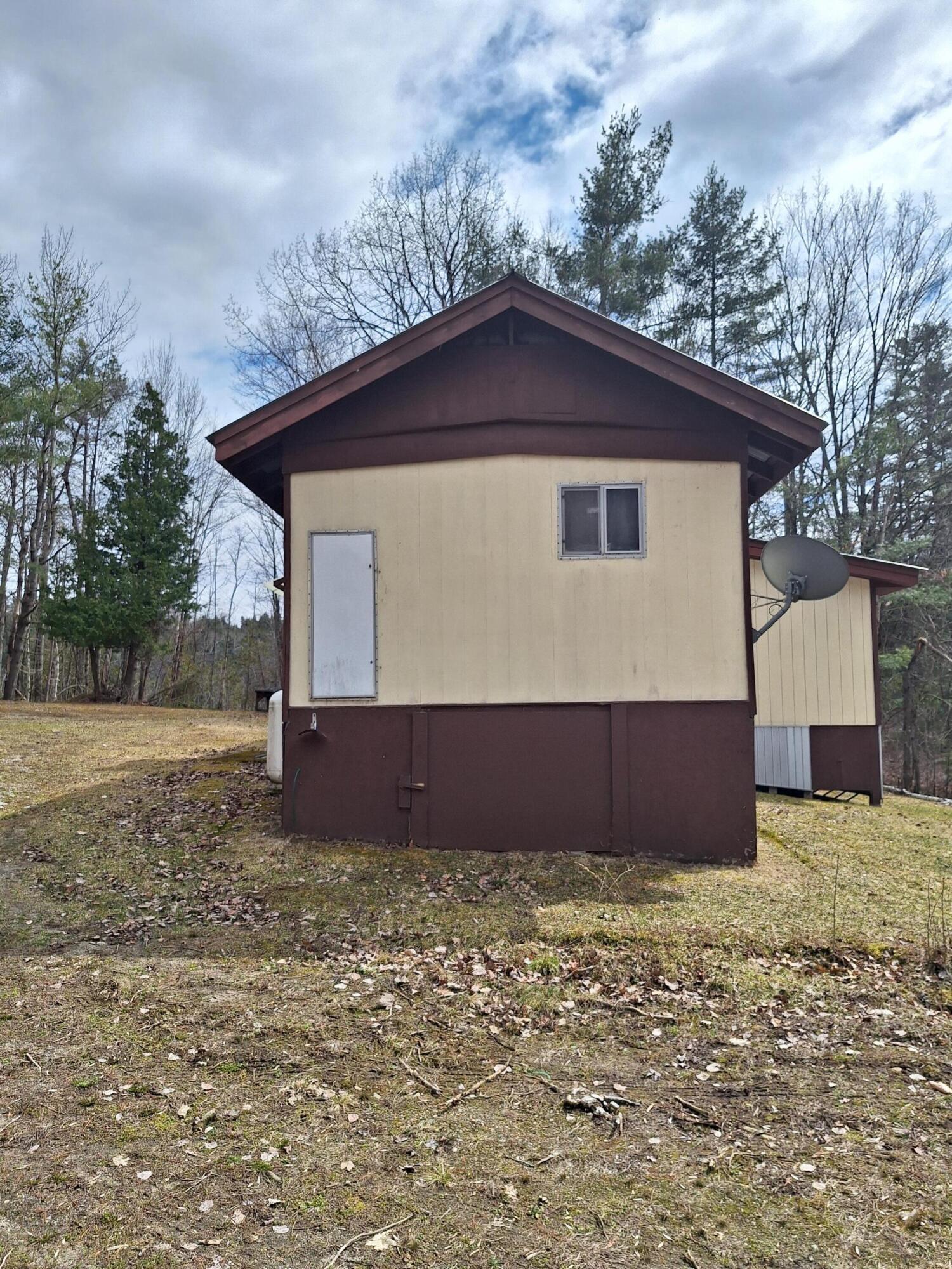 34 Harris Point Way, Ticonderoga, New York image 5