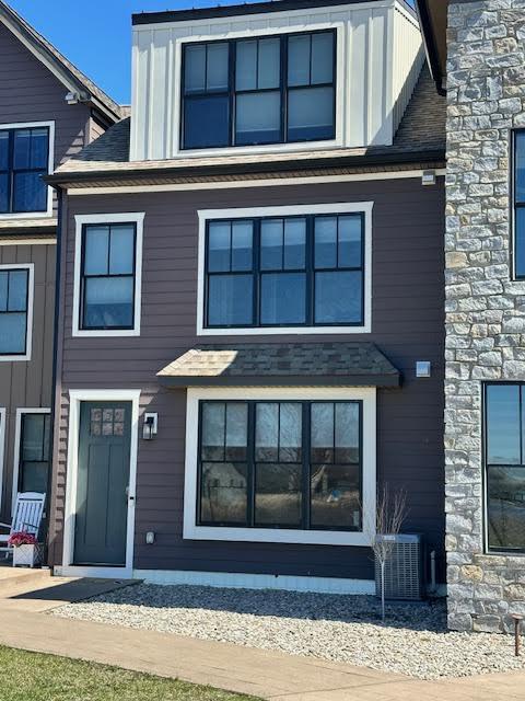 8 Lennox Way