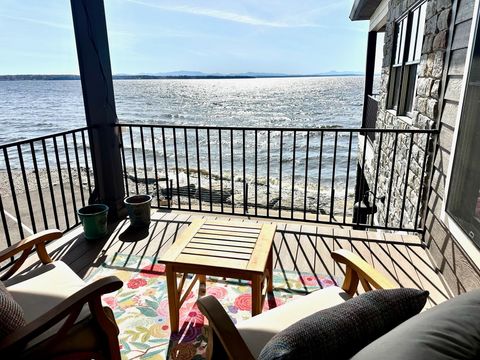 Townhouse For Sale - 8 Lennox Way<br/> Plattsburgh, NY 12901