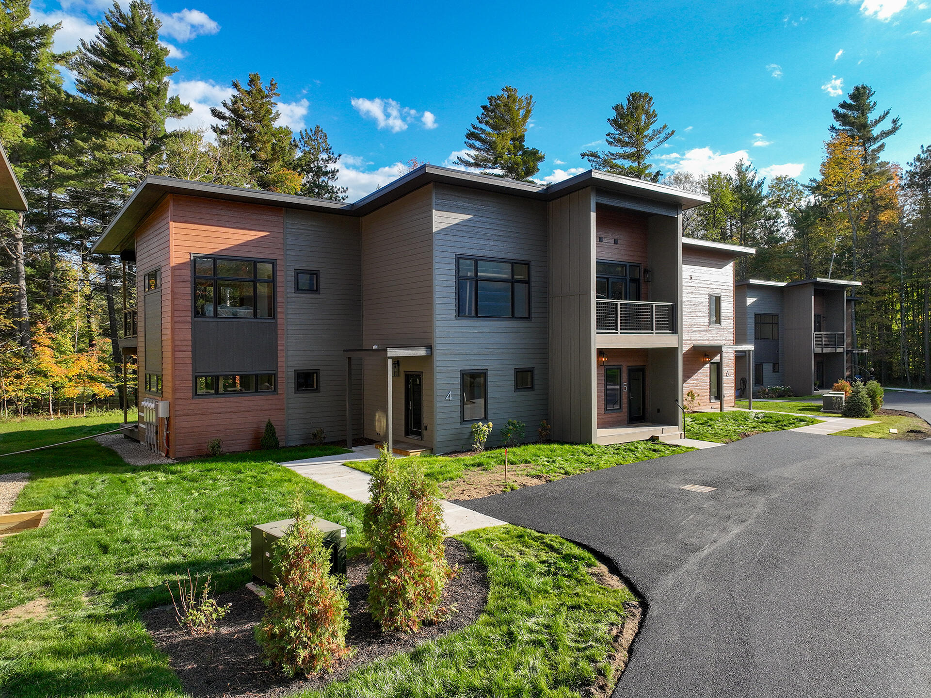 28 Bowman Lane 6