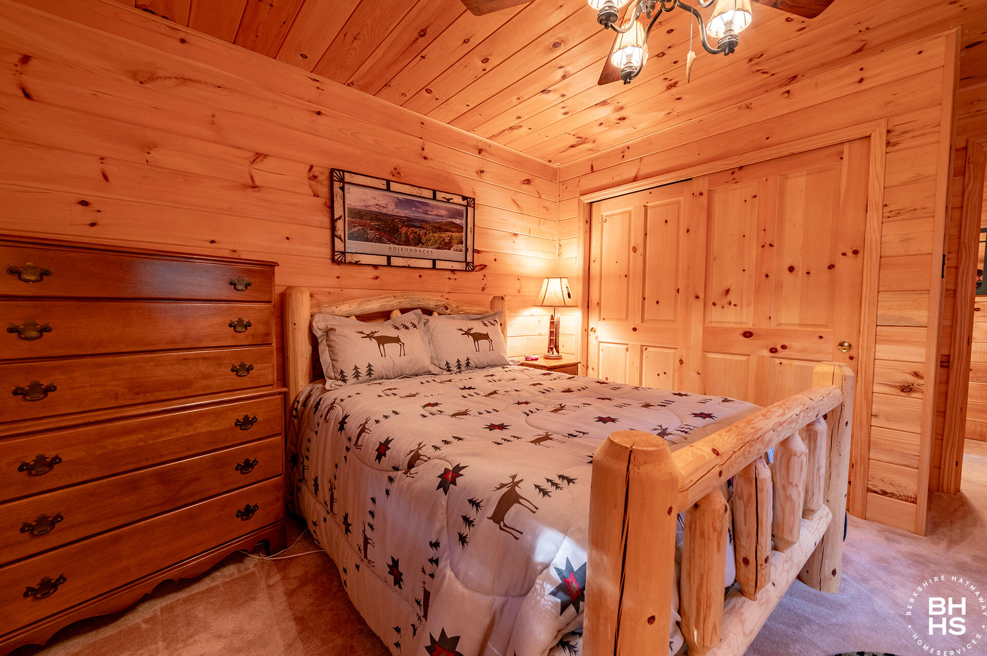 Saranac Lake, New York 12983, United States, 2 Bedrooms Bedrooms, ,1 BathroomBathrooms,Residential,Active,187909