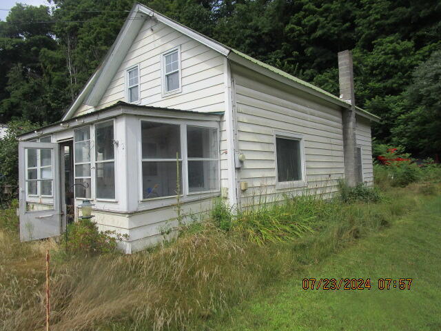 1657 Creek Road, Crown Point, New York image 4