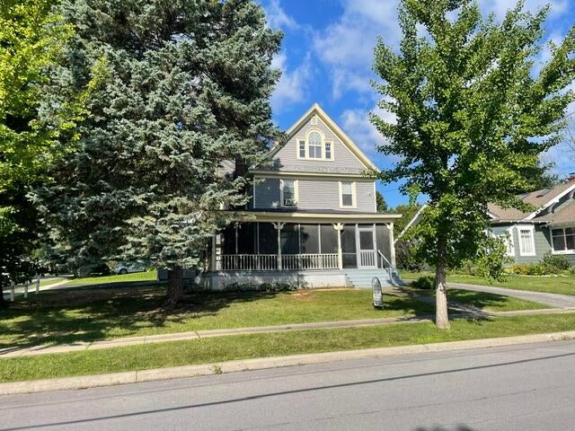 41 Draper Avenue