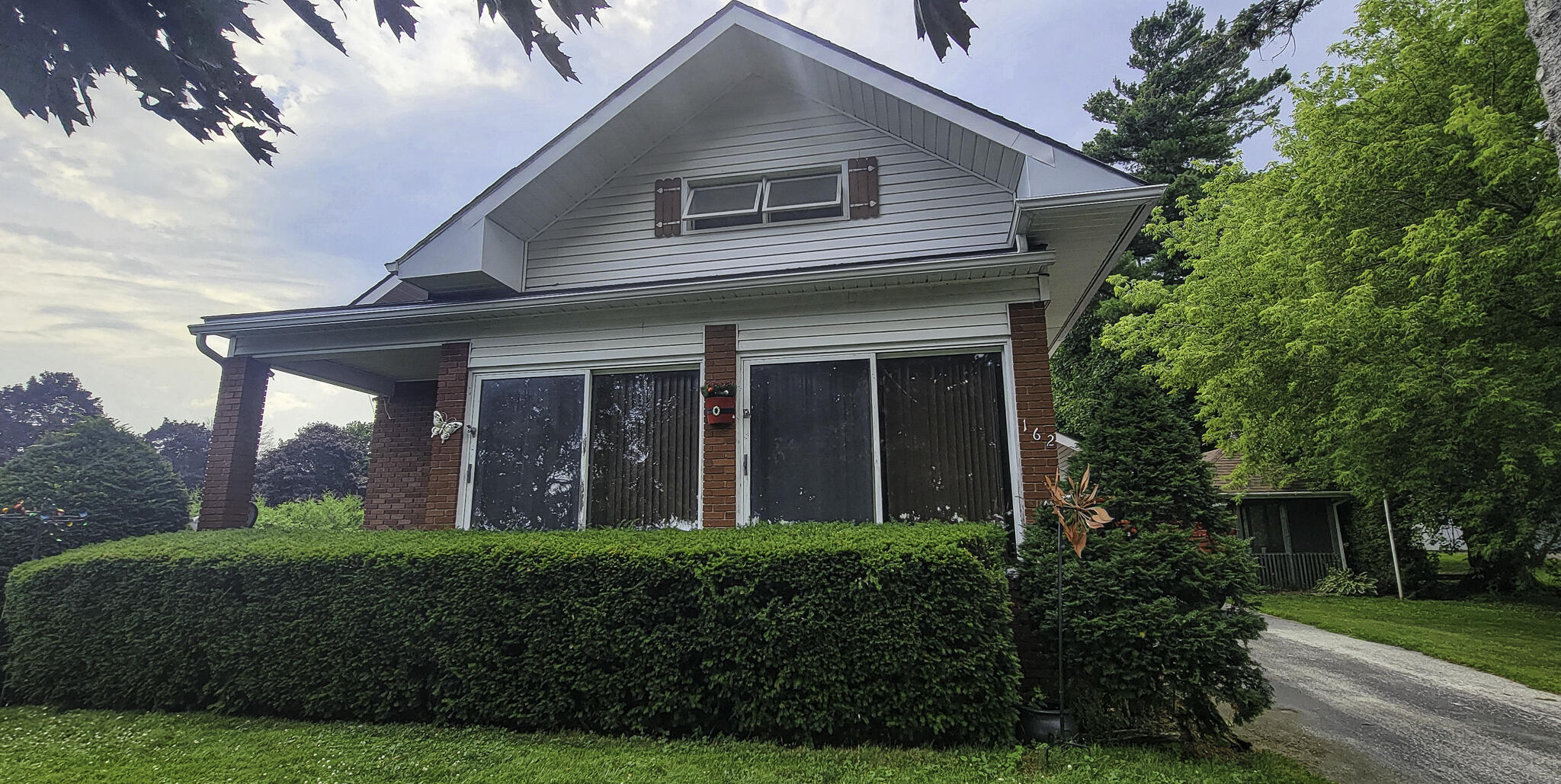 162 Lake Street
