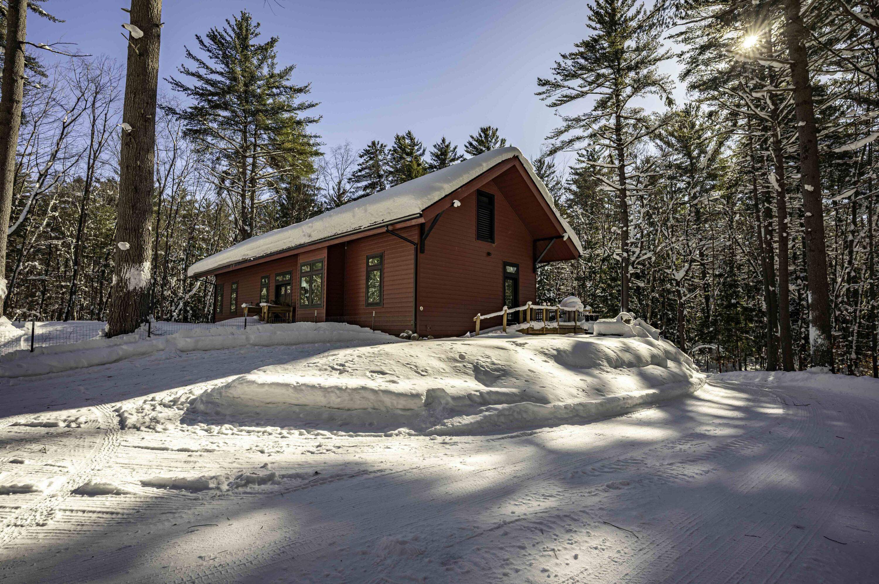 5512 Pine Wood Drive