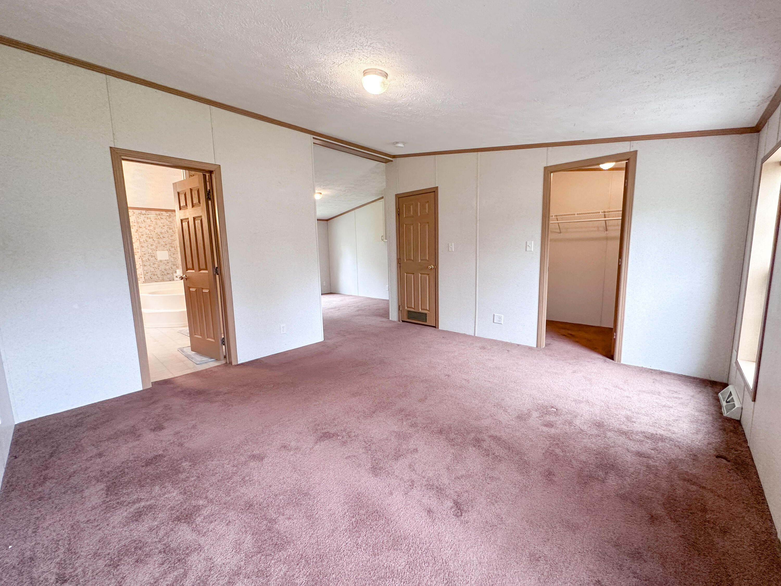 198 Fox Farm Road, Plattsburgh, New York image 13