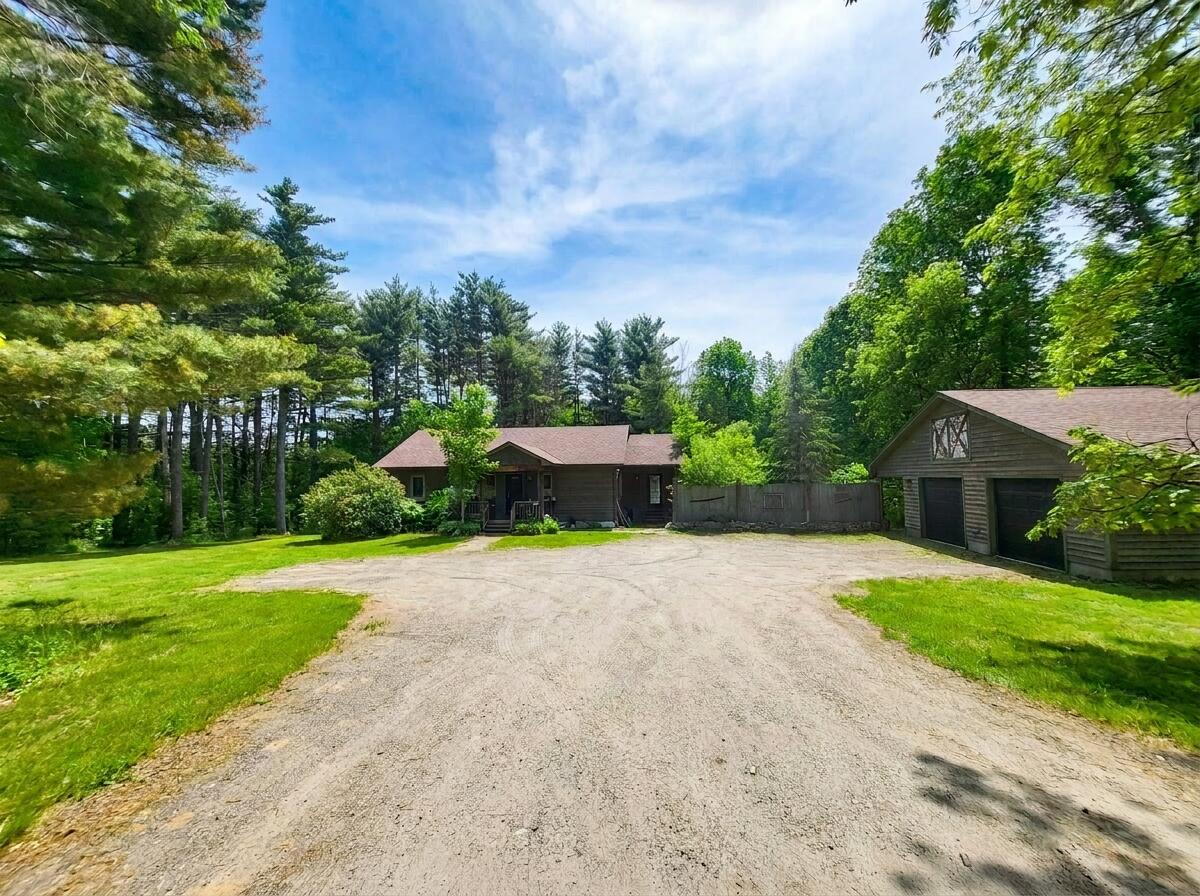 1032 Bonnieview Road