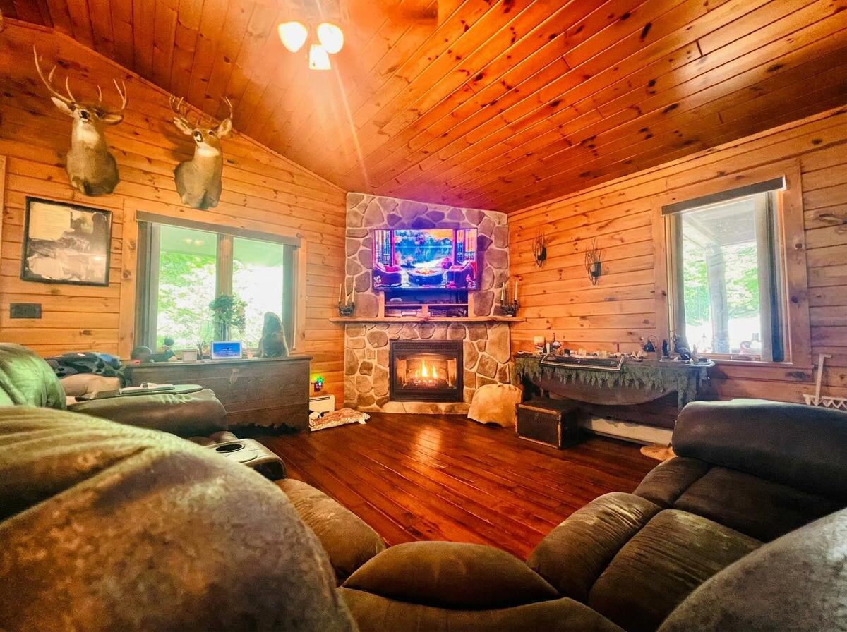1032 Bonnieview Road