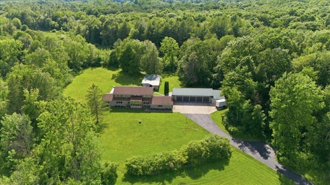 Homes For Sale - 2094 Maple Avenue<br/> Ballston Lake, NY 12019