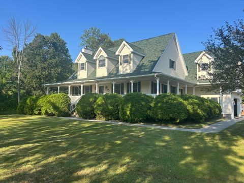 Homes For Sale - 2112 Military Turnpike<br/> Clinton County, Plattsburgh, NY 12901