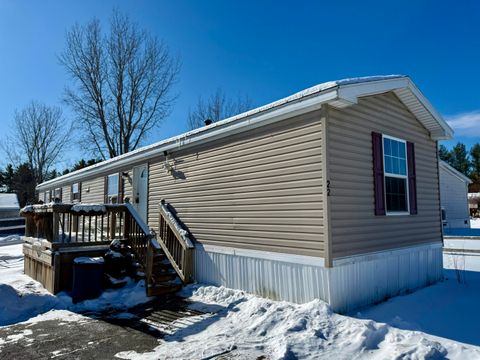 Photo of 22 Peryea Drive, Plattsburgh, NY 12901 (MLS # 206550)