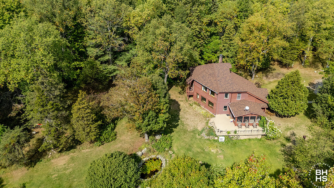 Wilmington, New York 12997, United States, 3 Bedrooms Bedrooms, ,2 BathroomsBathrooms,Residential,Active,212057