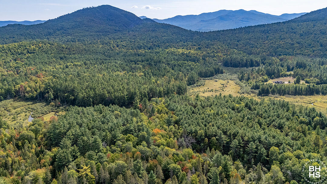 Wilmington, New York 12997, United States, 3 Bedrooms Bedrooms, ,2 BathroomsBathrooms,Residential,Active,212057