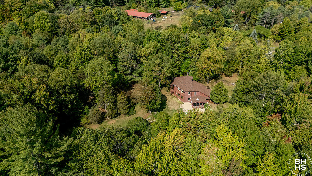 Wilmington, New York 12997, United States, 3 Bedrooms Bedrooms, ,2 BathroomsBathrooms,Residential,Active,212057