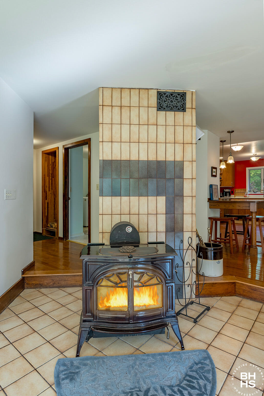 Wilmington, New York 12997, United States, 3 Bedrooms Bedrooms, ,2 BathroomsBathrooms,Residential,Active,212057