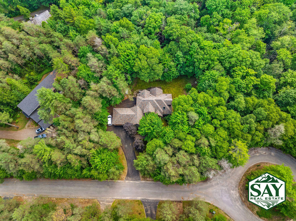 241 Algonquin Drive Drive