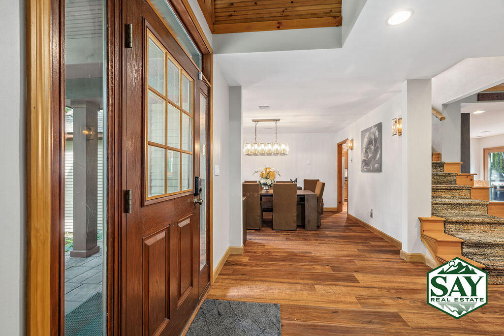241 Algonquin Drive Drive