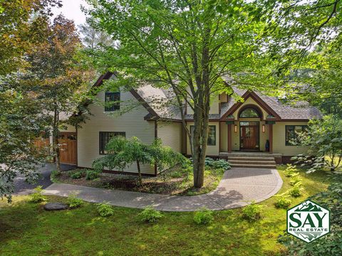 241 Algonquin Drive Drive Lake Placid NY 12946