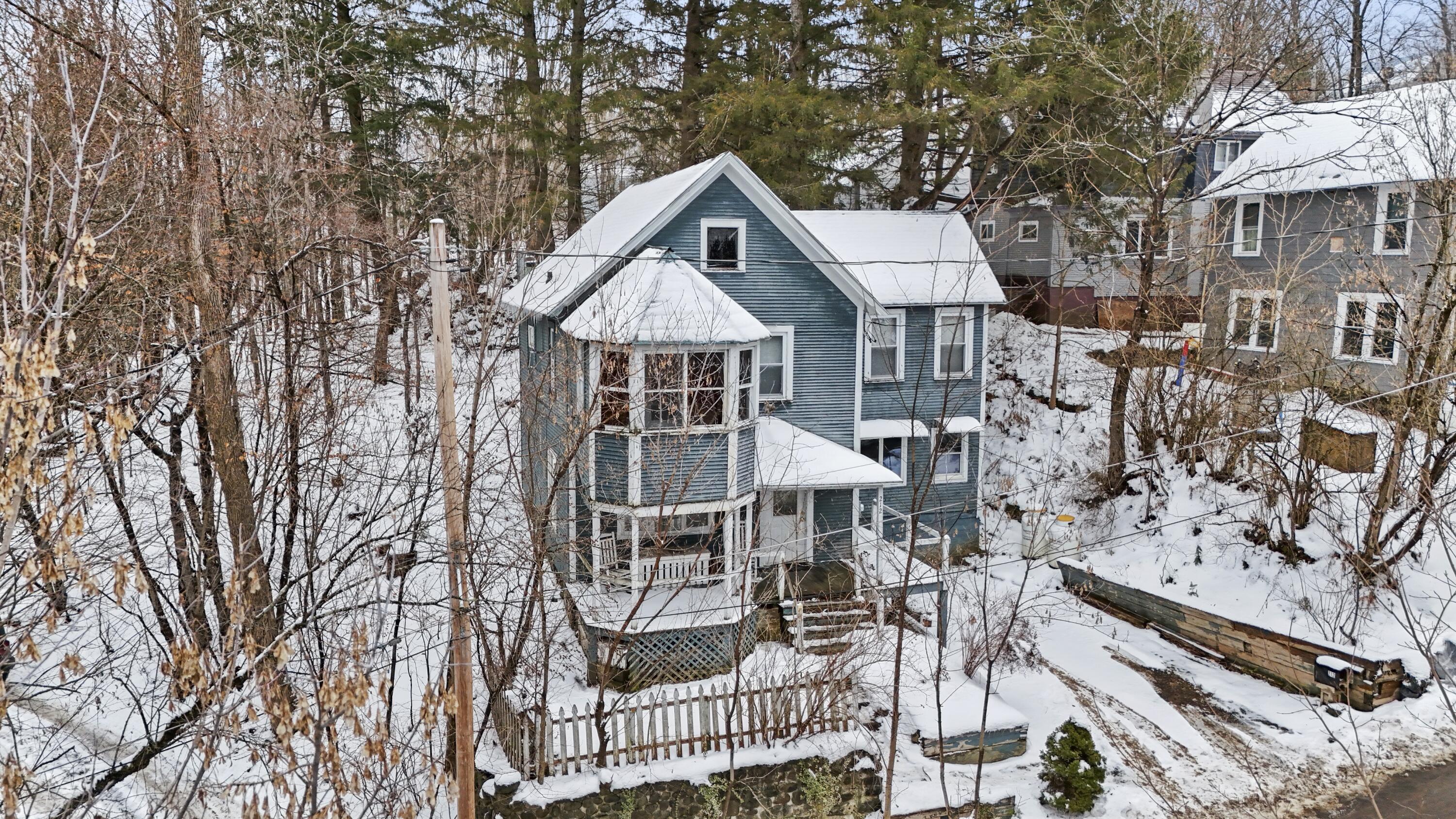 212 Prospect Avenue, Saranac Lake, New York image 3