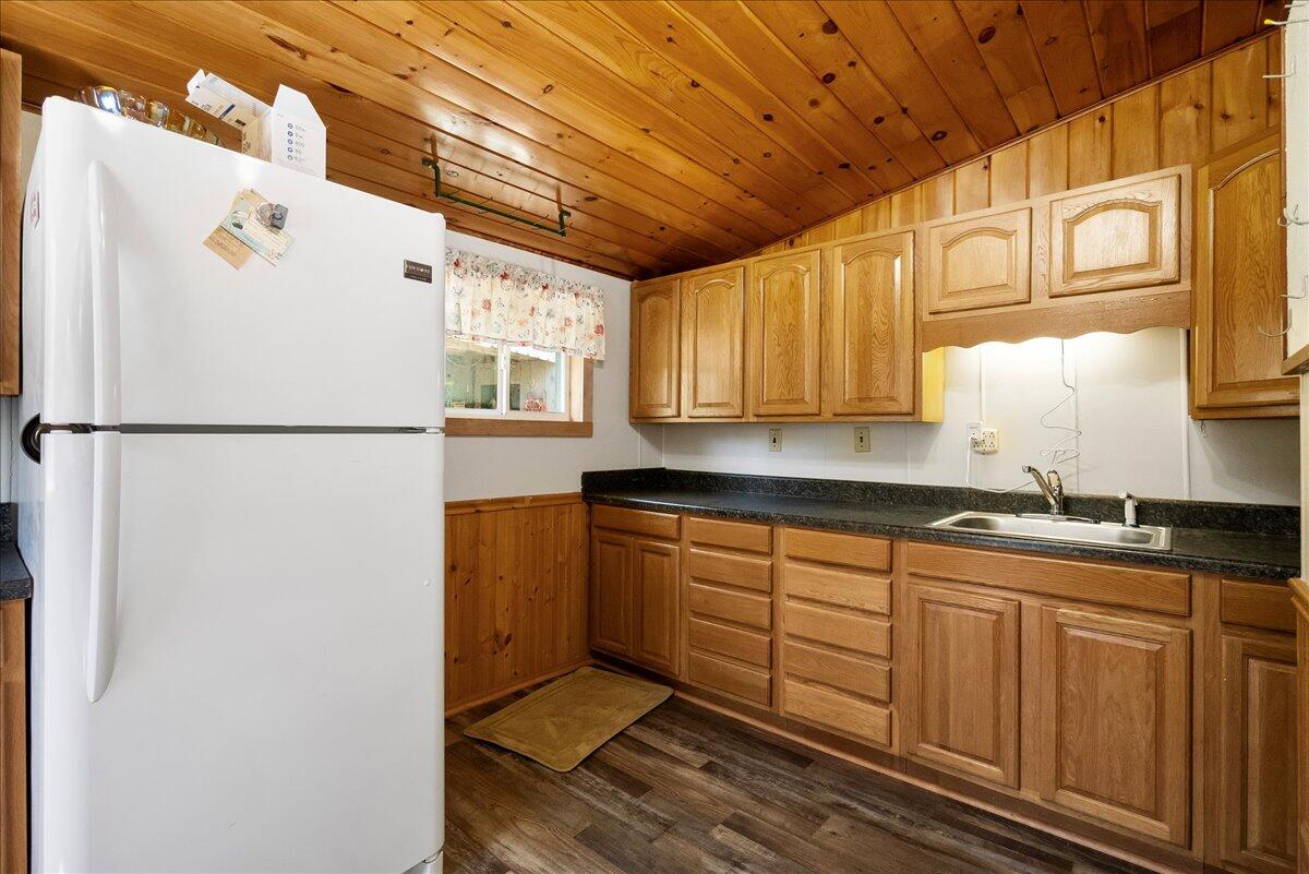 109 Seymour Way Way, Indian Lake, New York image 6