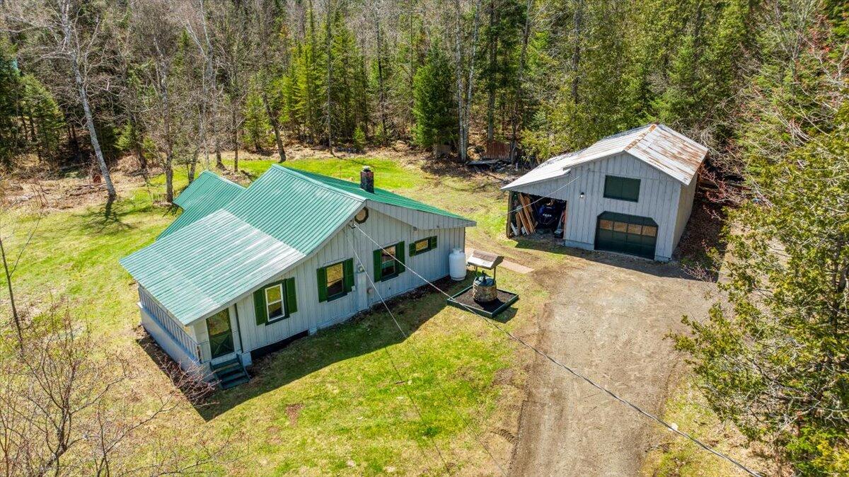 109 Seymour Way Way, Indian Lake, New York image 14