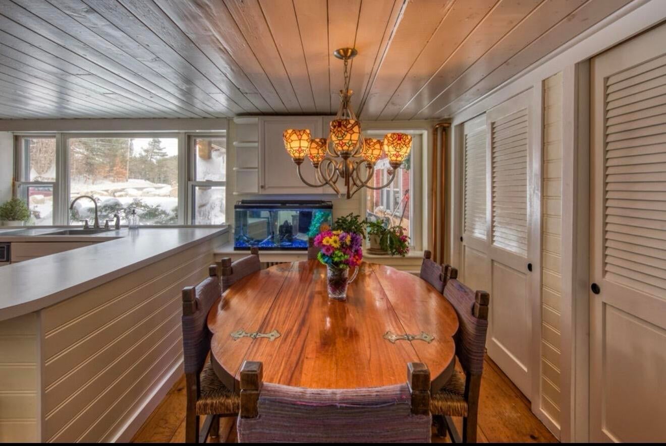 143 Averyville Lane