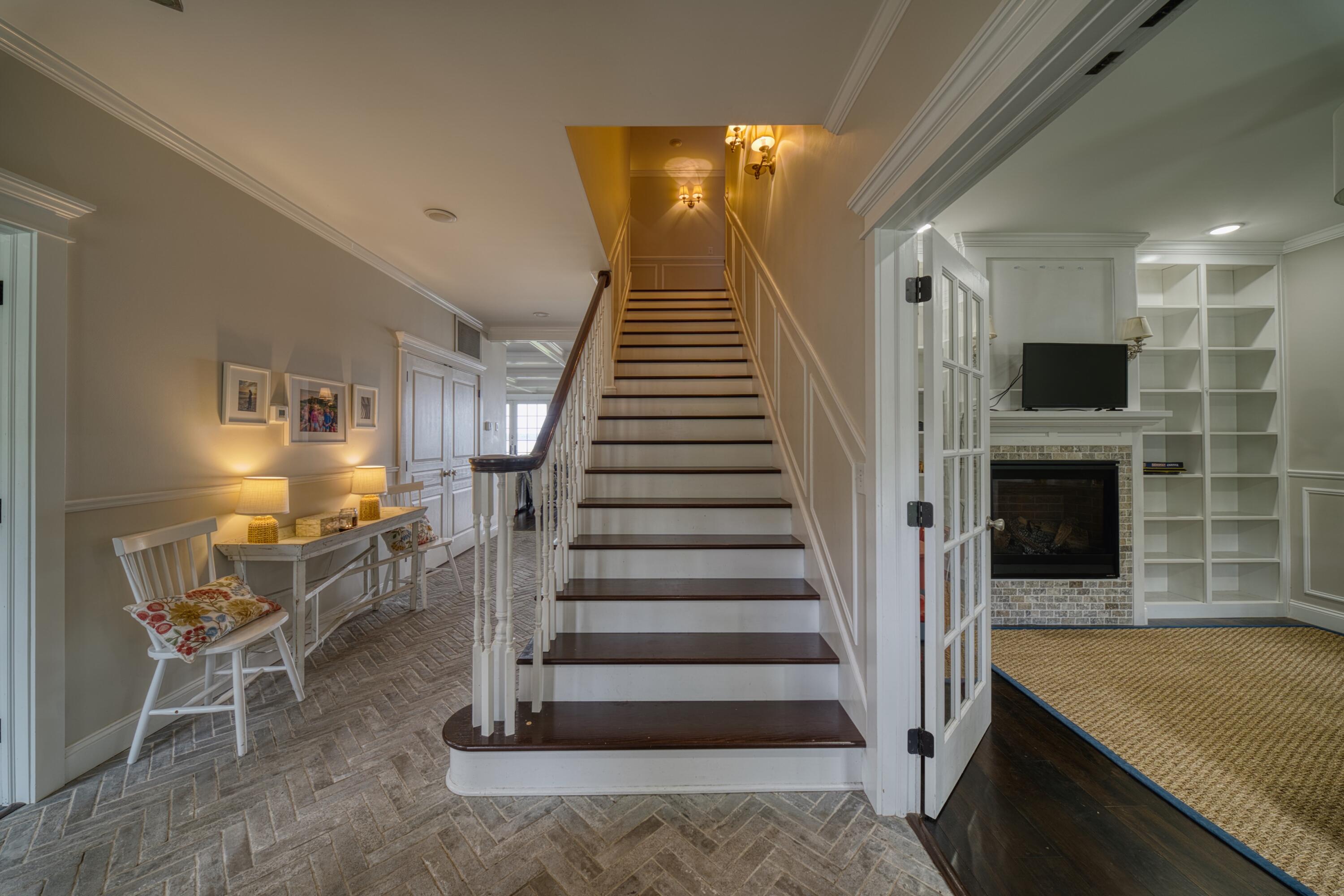 1068 Cumberland Head Road