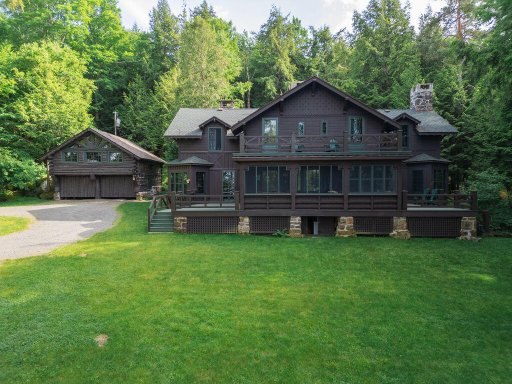 26 Hemlock Ledge Road