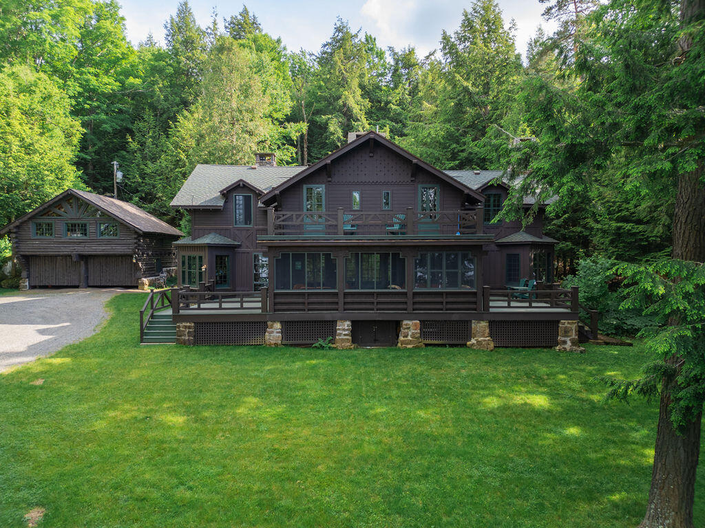 26 Hemlock Ledge Road